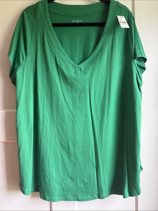 Lane Bryant Tops - Lane Bryant Green V-Neck Short Sleeve Tee